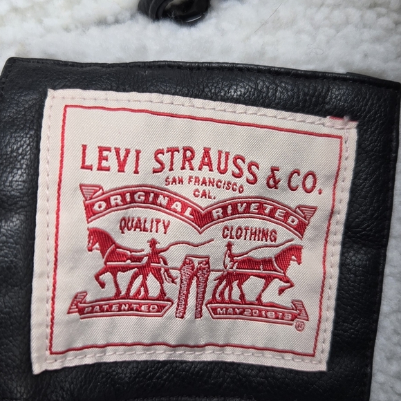 Levis Faux Leather Sherpa Lined Jacket - Picture 9 of 13